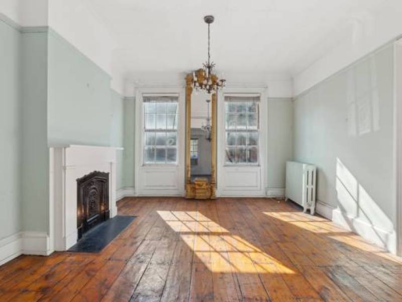 GUT RENO NEEDED! Ultimate INVESTMENT for a Multi Family TH
,250,000
Cobble Hill GUT RENO NEEDED! Ultimate INVESTMENT for a Multi Family TH
,250,000
Cobble Hill