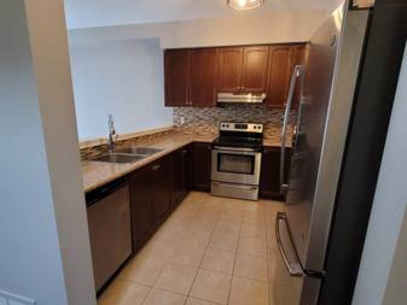 Family home for rent in Alton Village
,200
Burlington Family home for rent in Alton Village
,200
Burlington