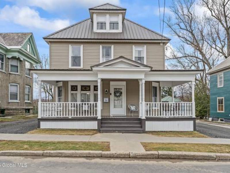 Would you be comfortable in this home? Home in Saint Johnsville. 3 Beds, 2 Baths
9,900 Would you be comfortable in this home? Home in Saint Johnsville. 3 Beds, 2 Baths
9,900