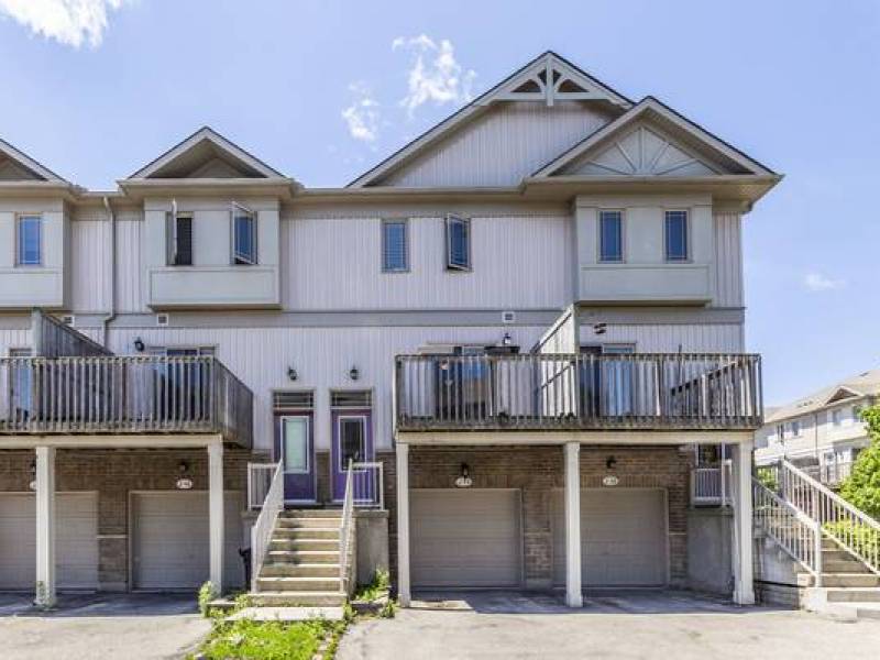 Executive 3-BR Townhouse for rent in Waterloo!!!
,500
Waterloo Executive 3-BR Townhouse for rent in Waterloo!!!
,500
Waterloo