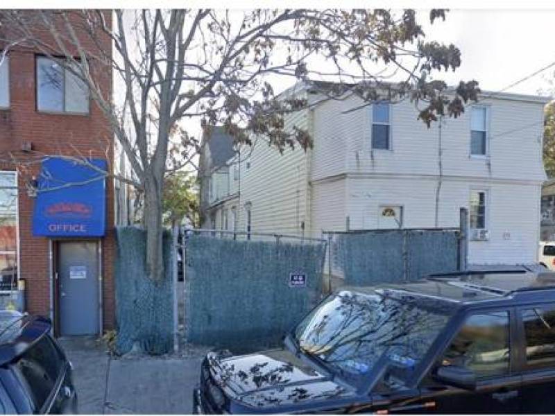 Woodside,25X100 Land Next To 37-55 57 Street ,Parking/Storage ,800/
,800
37-55 57 Street Woodside, Ny Woodside,25X100 Land Next To 37-55 57 Street ,Parking/Storage ,800/
,800
37-55 57 Street Woodside, Ny