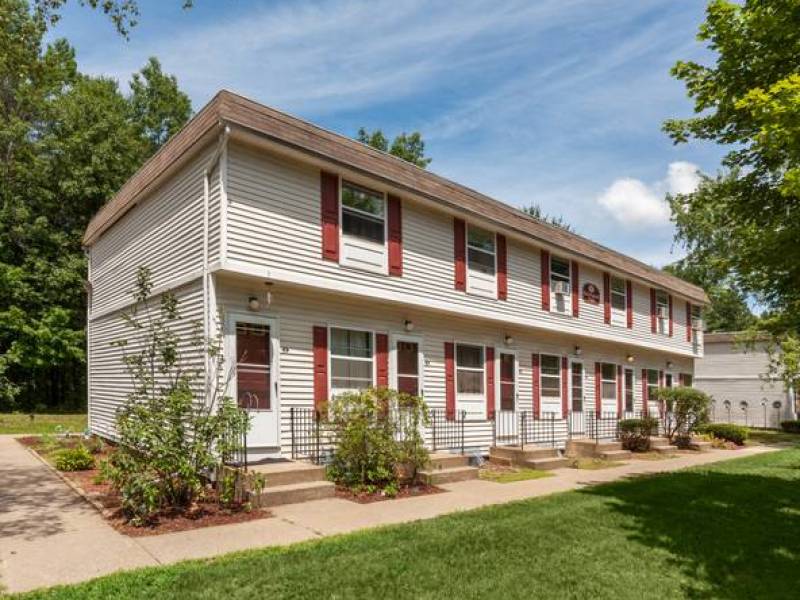 English Village-Townhome with Upgraded Kitchen, Bath &Plank Fl
,258
Gansevoort English Village-Townhome with Upgraded Kitchen, Bath &Plank Fl
,258
Gansevoort