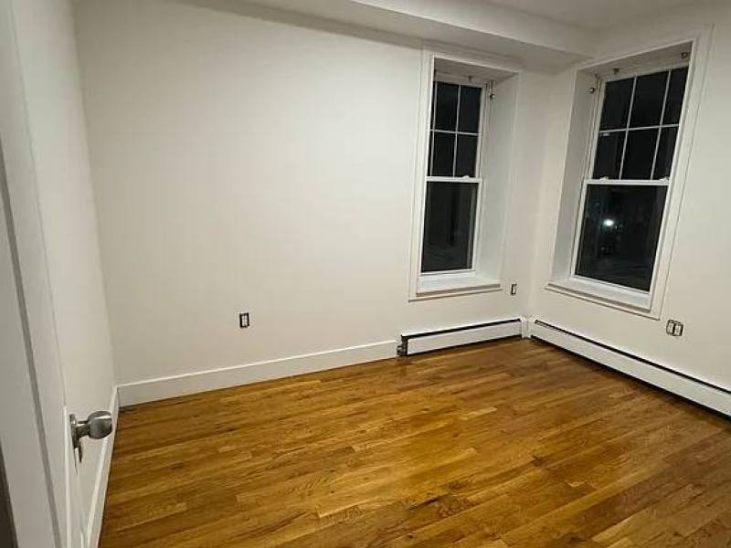 Completely renovated 3 bedroom apartment available for rent.
,250
Bronx, NY Completely renovated 3 bedroom apartment available for rent.
,250
Bronx, NY