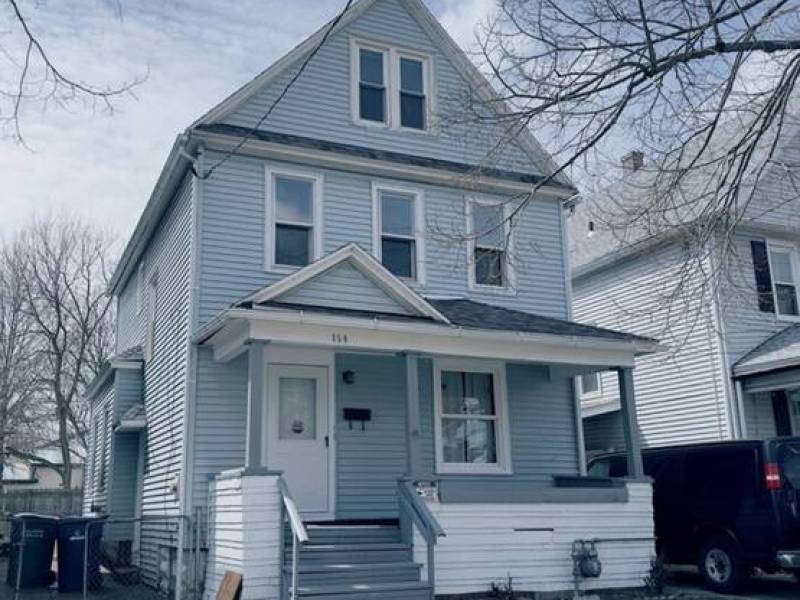 Welcome to this charming 3 bedrooms,1 full bathroom home
0
Buffalo, NY Welcome to this charming 3 bedrooms,1 full bathroom home
0
Buffalo, NY