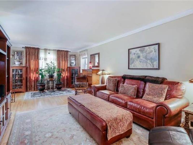 Conveniently Located Co-Op in Fleetwood – 1 Bedroom, 1 Bath, and Close
,160
Mount Vernon Conveniently Located Co-Op in Fleetwood – 1 Bedroom, 1 Bath, and Close
,160
Mount Vernon