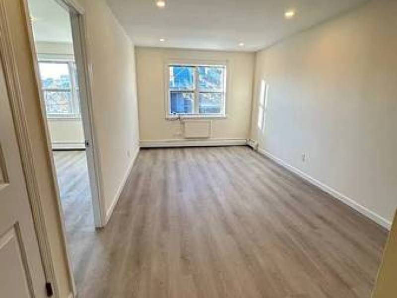 Welcome to the epitome of convenient living! (1br/1ba)
0 Welcome to the epitome of convenient living! (1br/1ba)
0