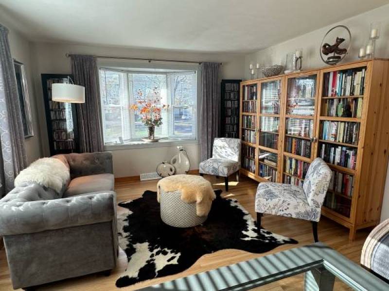 HOUSE 4 RENT FULLY FURNISHED
,000
Village of North Syracuse HOUSE 4 RENT FULLY FURNISHED
,000
Village of North Syracuse