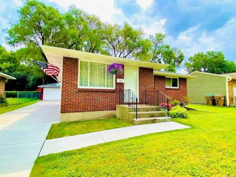 ++Welcome to single family house in heart of Cheektowaga++
,000
Cheektowaga ++Welcome to single family house in heart of Cheektowaga++
,000
Cheektowaga