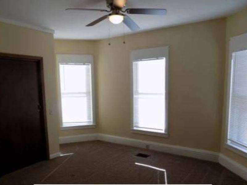 Perfect for a single/couple in need of first floor unit
0
Elmira, NY Perfect for a single/couple in need of first floor unit
0
Elmira, NY