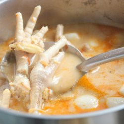 Resep Sop Ceker Tidak Amis: Rahasia Ceker Empuk dan Gurih Resep Sop Ceker Tidak Amis: Rahasia Ceker Empuk dan Gurih