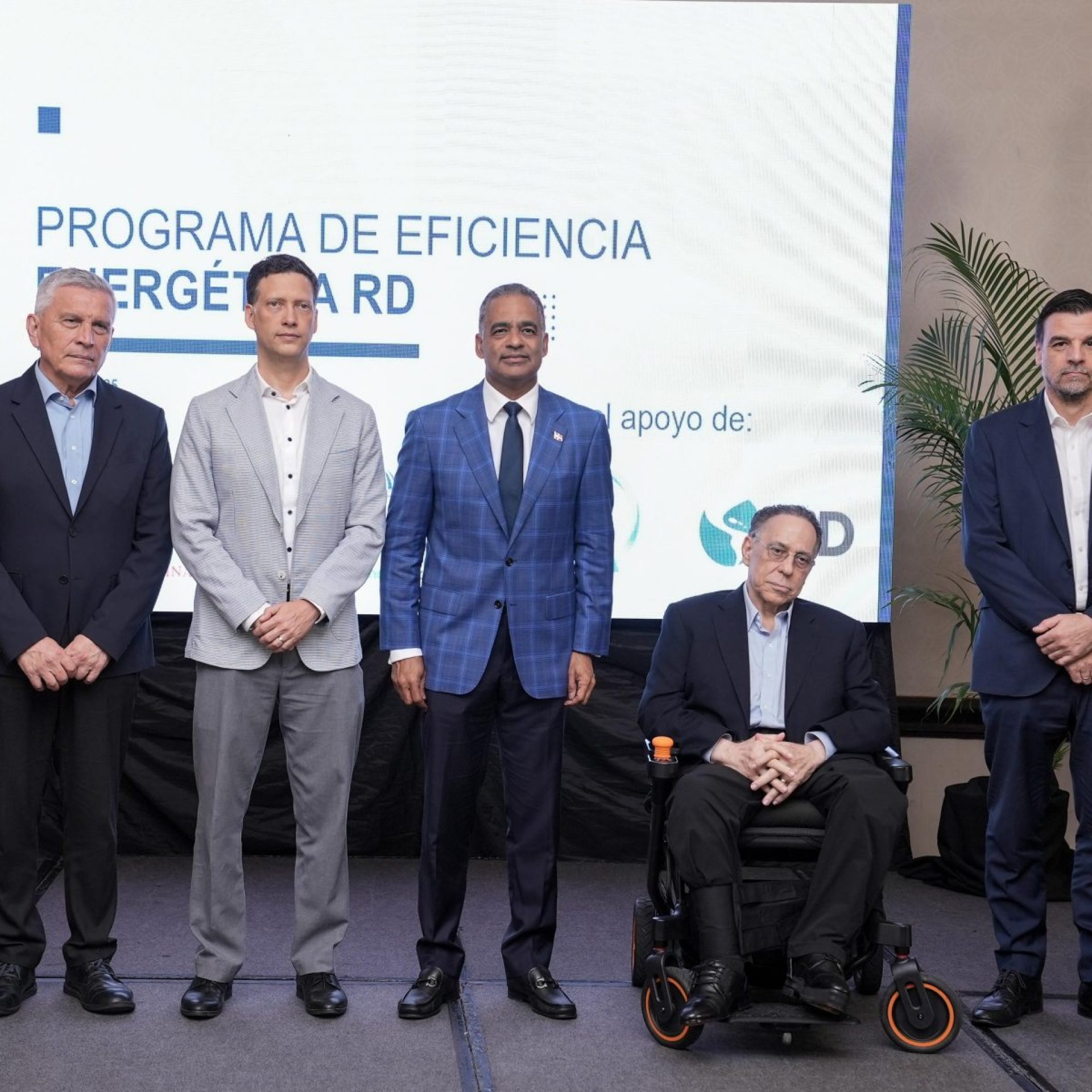 Impulsan «Programa Nacional de Eficiencia Energética» para el alumbrado de RD – El Nuevo Diario (República Dominicana) Impulsan «Programa Nacional de Eficiencia Energética» para el alumbrado de RD – El Nuevo Diario (República Dominicana)