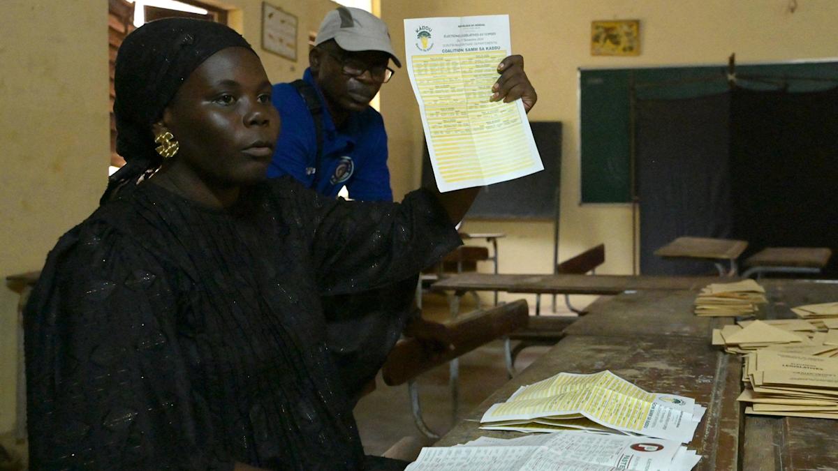 Senegal’s radical government claims ‘large victory’ in legislative polls Senegal’s radical government claims ‘large victory’ in legislative polls