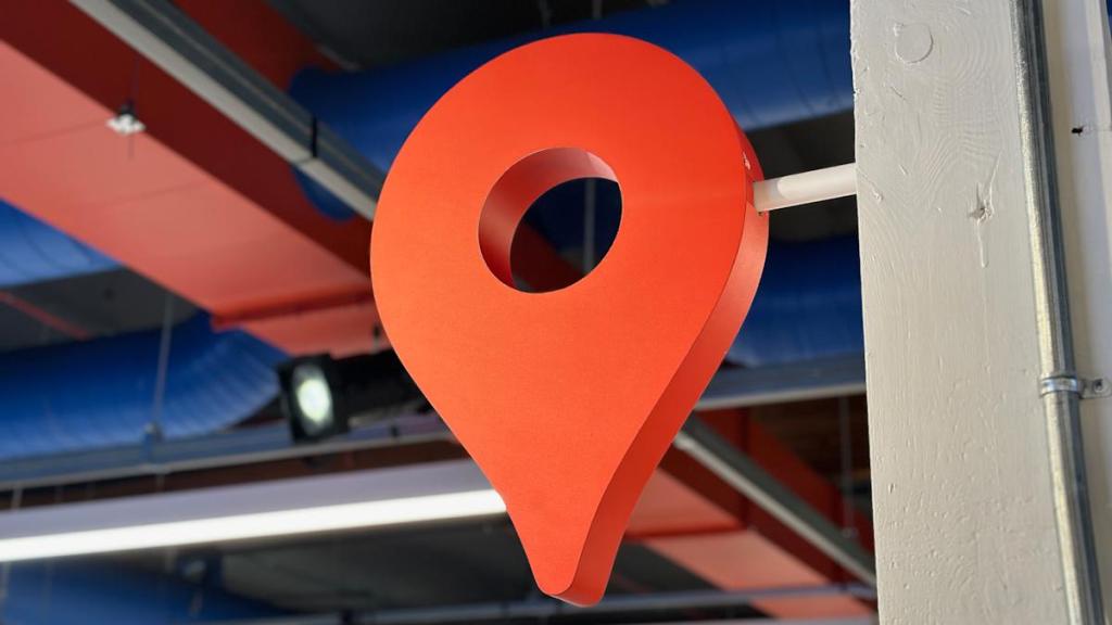 Google Maps could tell you if parking is available at your destination and more Google Maps could tell you if parking is available at your destination and more