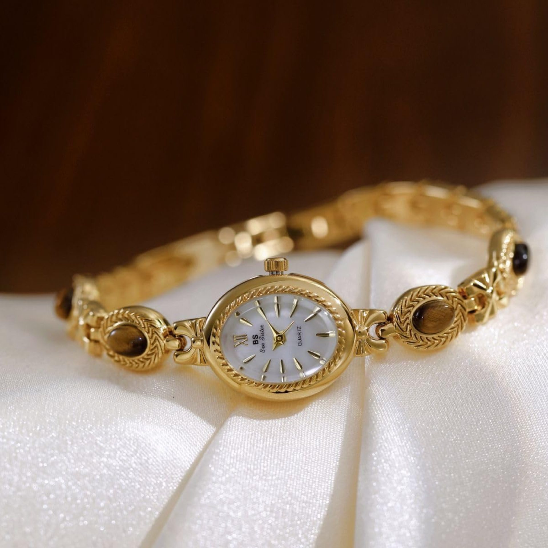 FANMIS Gold Watches for Women with Small Vintage Bracelet Elegant Jade Oval Dial Dress Watch Fashion Quartz Wrist Watch Waterproof Watch FANMIS Gold Watches for Women with Small Vintage Bracelet Elegant Jade Oval Dial Dress Watch Fashion Quartz Wrist Watch Waterproof Watch