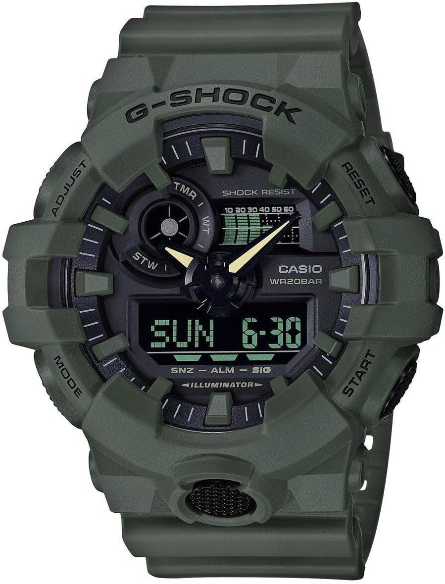 Casio Men’s 700UC Series G-Shock Quartz 200M WR Shock Resistant Resin Strap and Case Casio Men’s 700UC Series G-Shock Quartz 200M WR Shock Resistant Resin Strap and Case