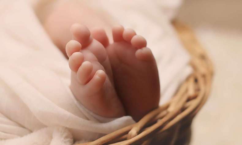 4 children die of suffocation after being trapped in locked car 4 children die of suffocation after being trapped in locked car