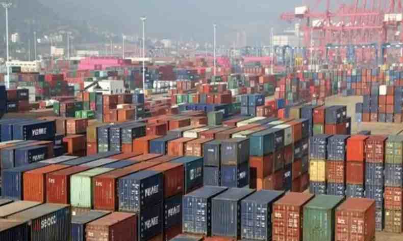 India imposes port curbs on import of certain Bangladeshi goods India imposes port curbs on import of certain Bangladeshi goods