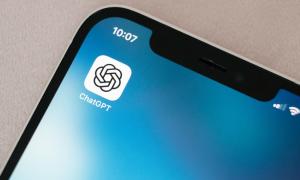 OpenAI rolls back update that made ChatGPT an ass-kissing weirdo OpenAI rolls back update that made ChatGPT an ass-kissing weirdo