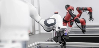 RoboCat: Self -perfect robotic agent