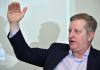 Steve Eisman: AI and infrastructure are driving the U.S. economy to new heights, outpacing Fed rate hikes