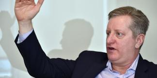 Steve Eisman: AI and infrastructure are driving the U.S. economy to new heights, outpacing Fed rate hikes