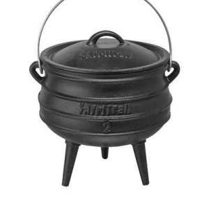Afritrail – Size 2 Cast Iron 3 Legged Pot Afritrail – Size 2 Cast Iron 3 Legged Pot