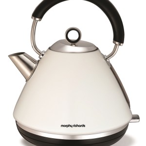 Morphy Richards – 1.5 Litre Metallic Accents Cordless Kettle Morphy Richards – 1.5 Litre Metallic Accents Cordless Kettle