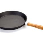 OZtrail – 25cm Wood Handle Frying Pan OZtrail – 25cm Wood Handle Frying Pan