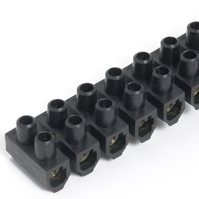 Connector – 12Pc Strip 15 Amp Connector – 12Pc Strip 15 Amp