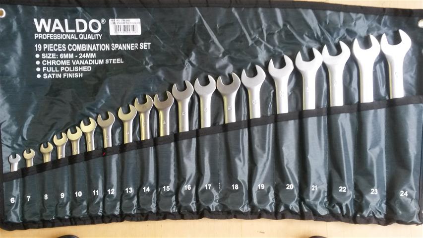 Waldo Bi-Hex Spanner Set – 19 Piece (Chrome Vanadium) Waldo Bi-Hex Spanner Set – 19 Piece (Chrome Vanadium)