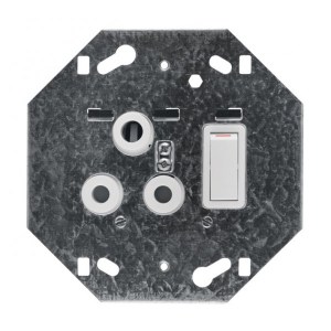 Crabtree Socket Switch – Classic – Singl – 16A – 100 x 100 – 4 Pack Crabtree Socket Switch – Classic – Singl – 16A – 100 x 100 – 4 Pack