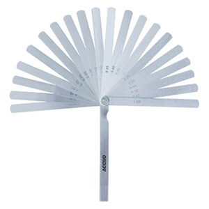 ACCUD Long Feeler Gauge Length 150mm 0.05-1.00mm ACCUD Long Feeler Gauge Length 150mm 0.05-1.00mm