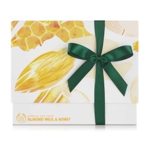 The Body Shop – Almond Milk & Honey Premium Collection Gift Set The Body Shop – Almond Milk & Honey Premium Collection Gift Set