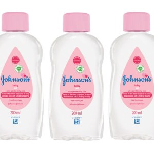 Johnson’s – Baby Oil (Regular – 3 x 200ml) Johnson’s – Baby Oil (Regular – 3 x 200ml)