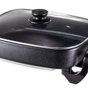 Russell Hobbs Casserole Frying Pan 6.8L Russell Hobbs Casserole Frying Pan 6.8L