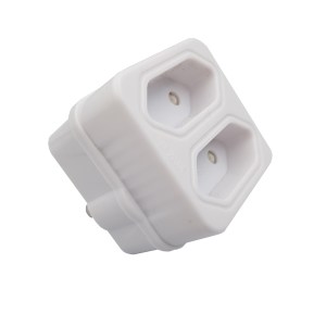 Plug Adaptor: 2 way 2 X 5A 2 pin / Euro Adaptor (E 597) Plug Adaptor: 2 way 2 X 5A 2 pin / Euro Adaptor (E 597)