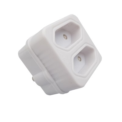 Plug Adaptor: 2 way 2 X 5A 2 pin / Euro Adaptor (E 597) Plug Adaptor: 2 way 2 X 5A 2 pin / Euro Adaptor (E 597)