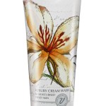 Vinolia Cream Wash – Sandalwood 250ml Vinolia Cream Wash – Sandalwood 250ml