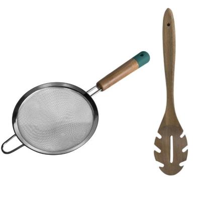 Jamie Oliver – Sieve 14cm and Acacia Wooden Spoon Jamie Oliver – Sieve 14cm and Acacia Wooden Spoon