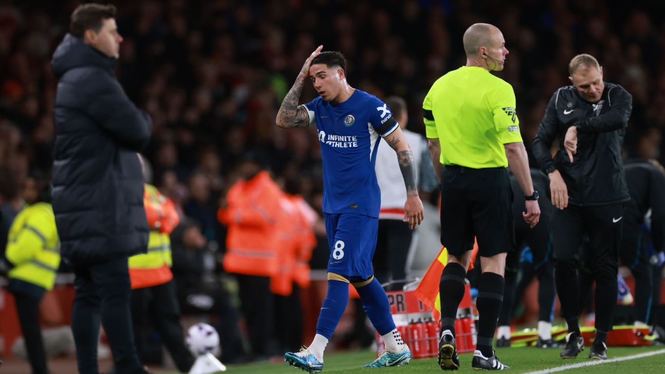 Fernández undergoes surgery, out for season Fernández undergoes surgery, out for season