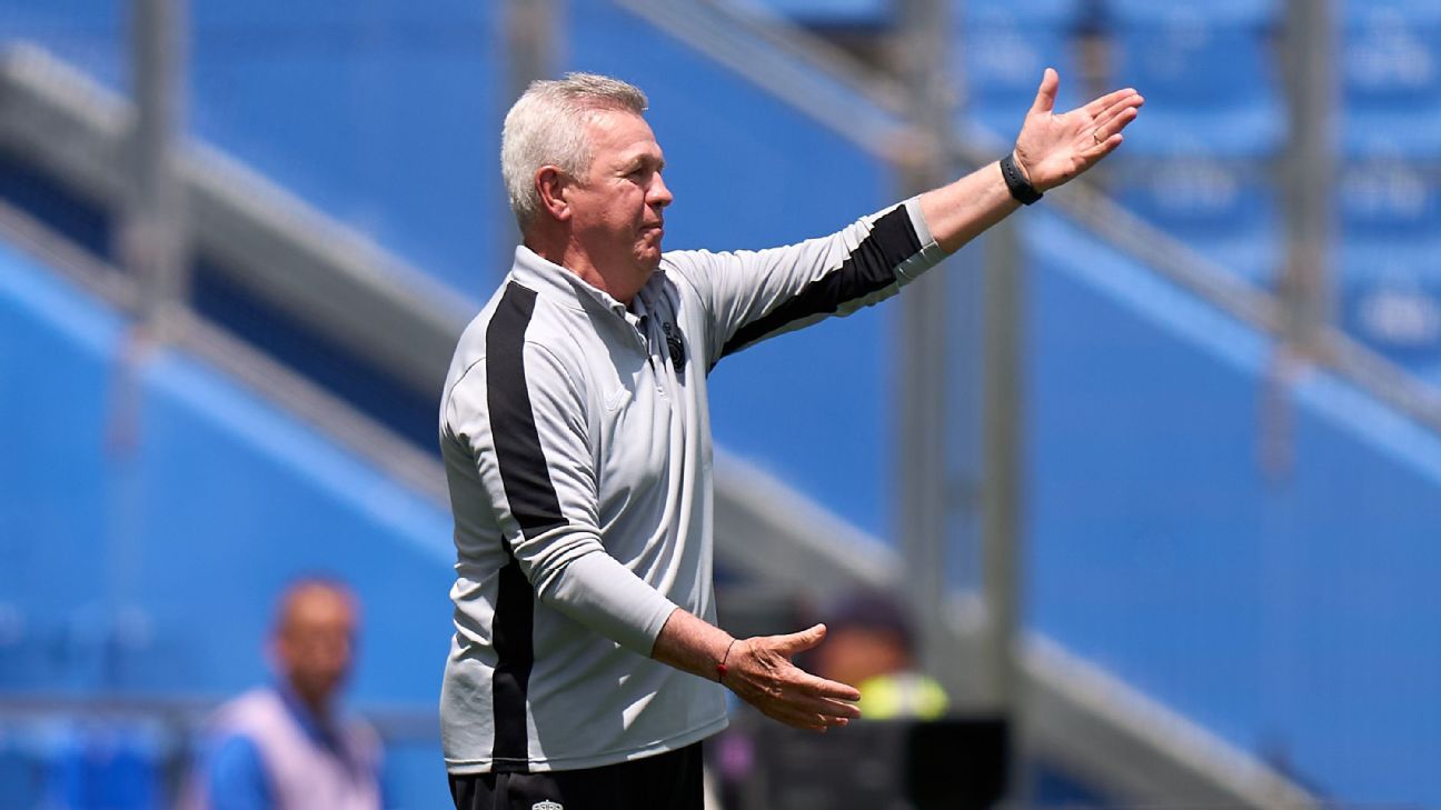 Aguirre named Mexico coach, Márquez assistant Aguirre named Mexico coach, Márquez assistant