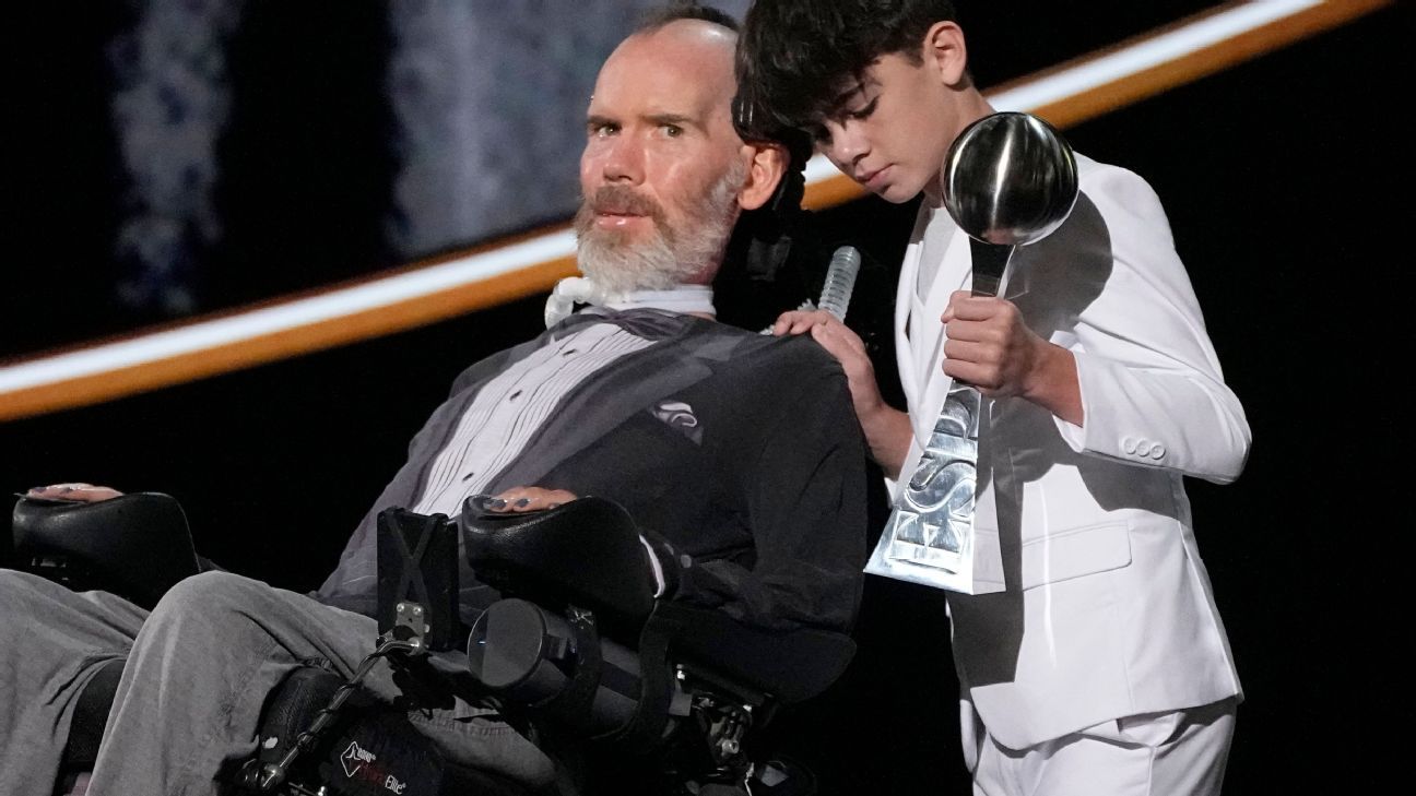 Gleason stable after medical scare during hurricane Gleason stable after medical scare during hurricane