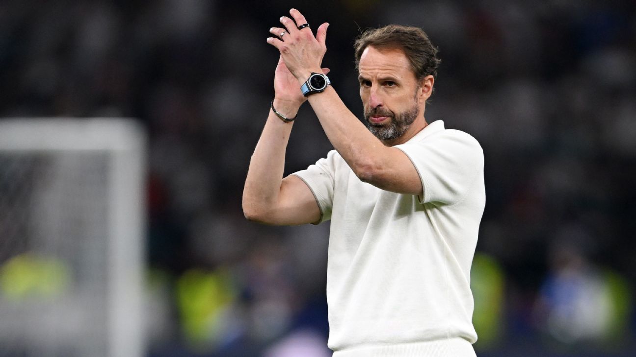 Southgate opted to quit England before Euros final Southgate opted to quit England before Euros final