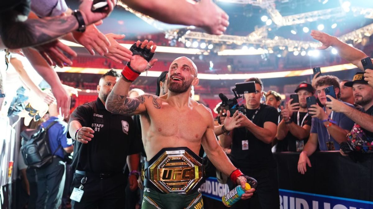 Who will new featherweight title-holder Volkanovski fight in his first defense? Who will new featherweight title-holder Volkanovski fight in his first defense?