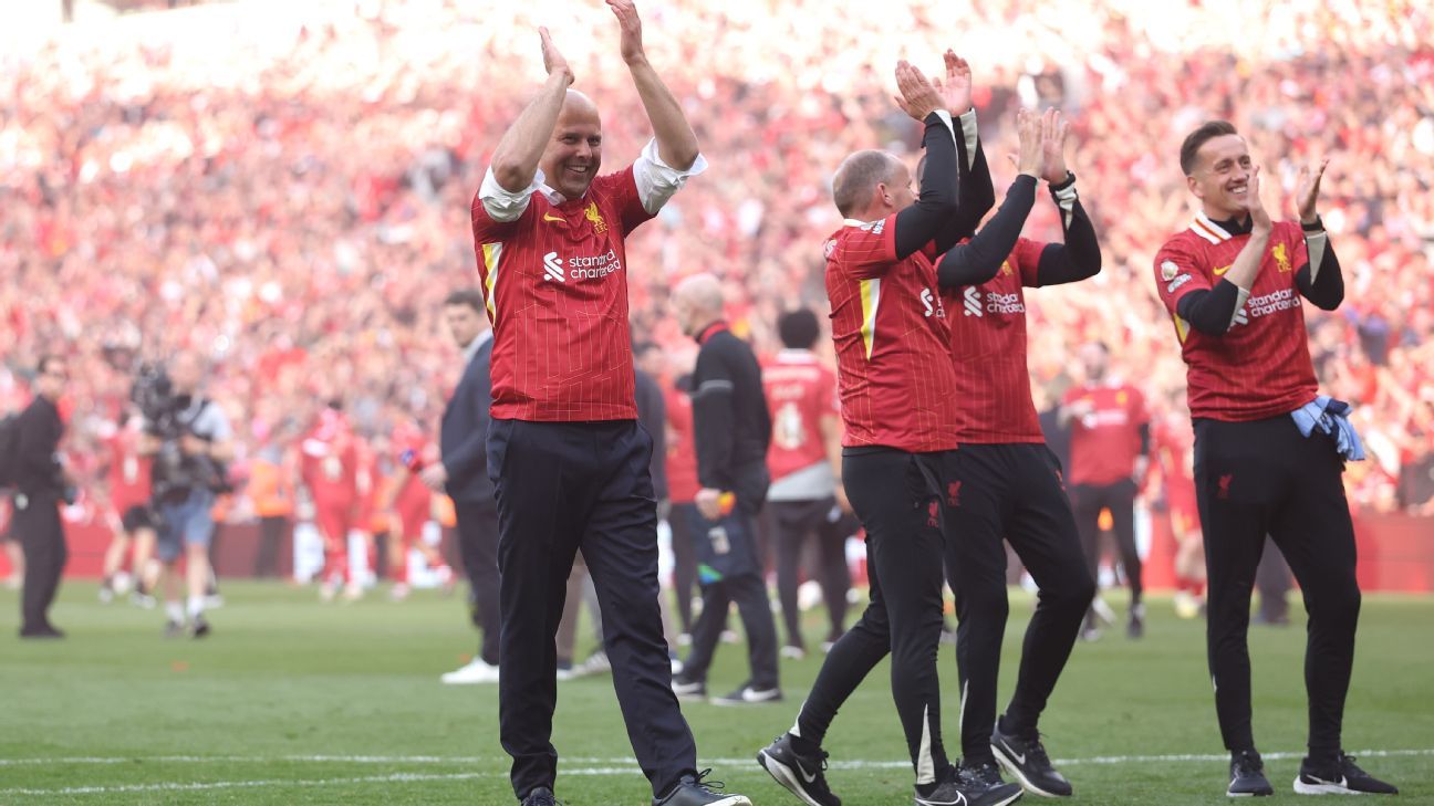 Slot sings to Klopp after Liverpool clinch PL title Slot sings to Klopp after Liverpool clinch PL title
