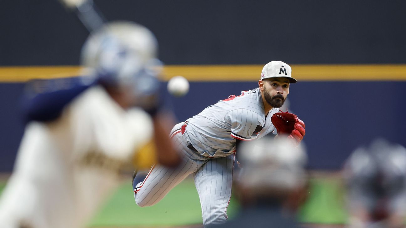 Twins win 13th in row behind 3rd straight shutout Twins win 13th in row behind 3rd straight shutout