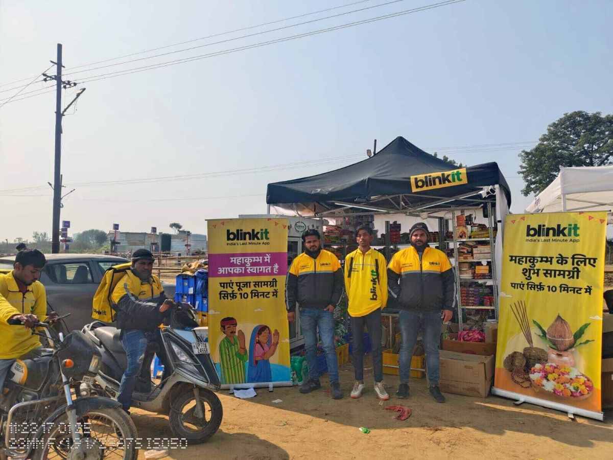 Viral: Blinkit Sets Up Temporary Store At Maha Kumbh Mela, Internet Is Impressed Viral: Blinkit Sets Up Temporary Store At Maha Kumbh Mela, Internet Is Impressed