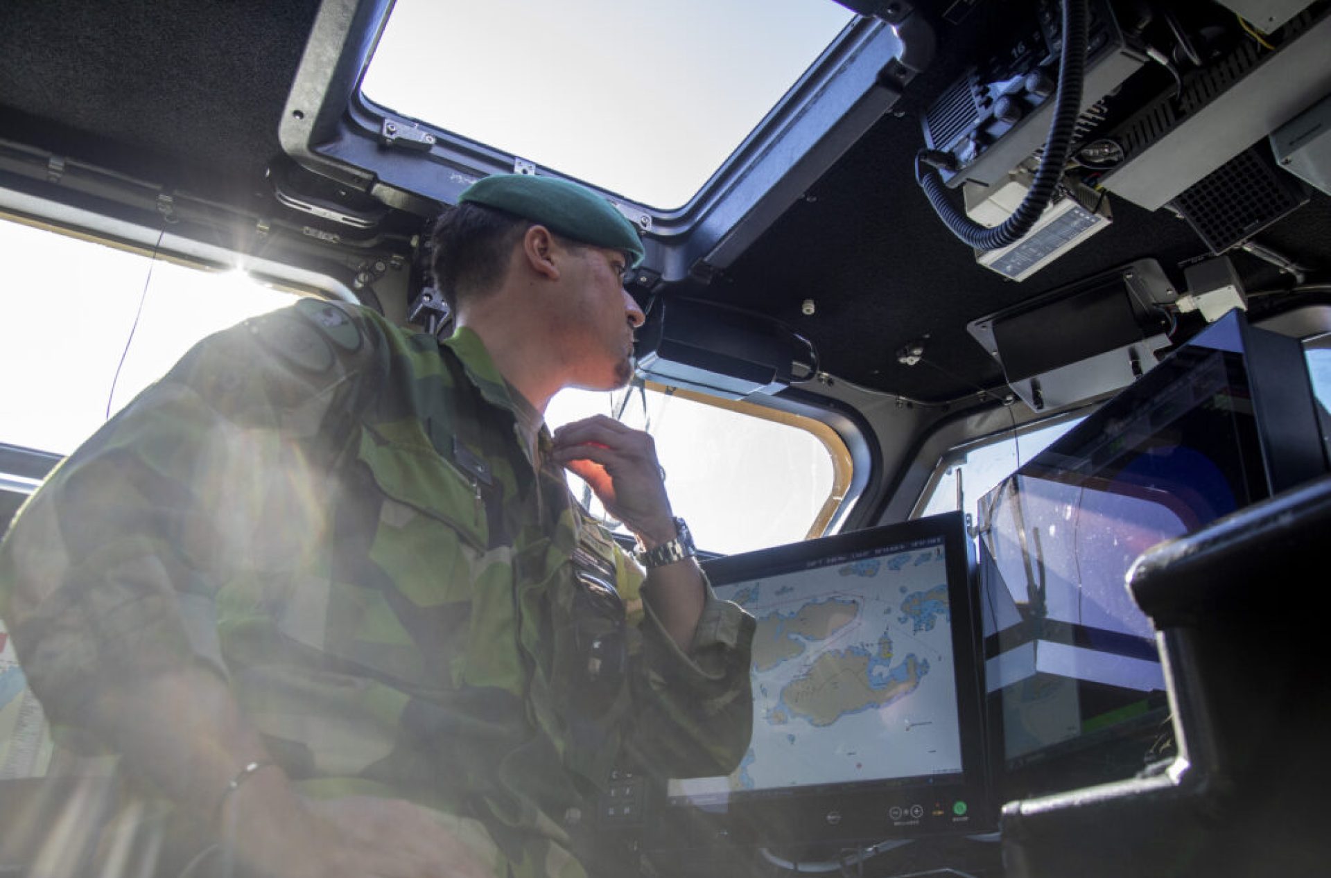 Sweden keeps jet fighter options open amid Franco-German tensions Sweden keeps jet fighter options open amid Franco-German tensions