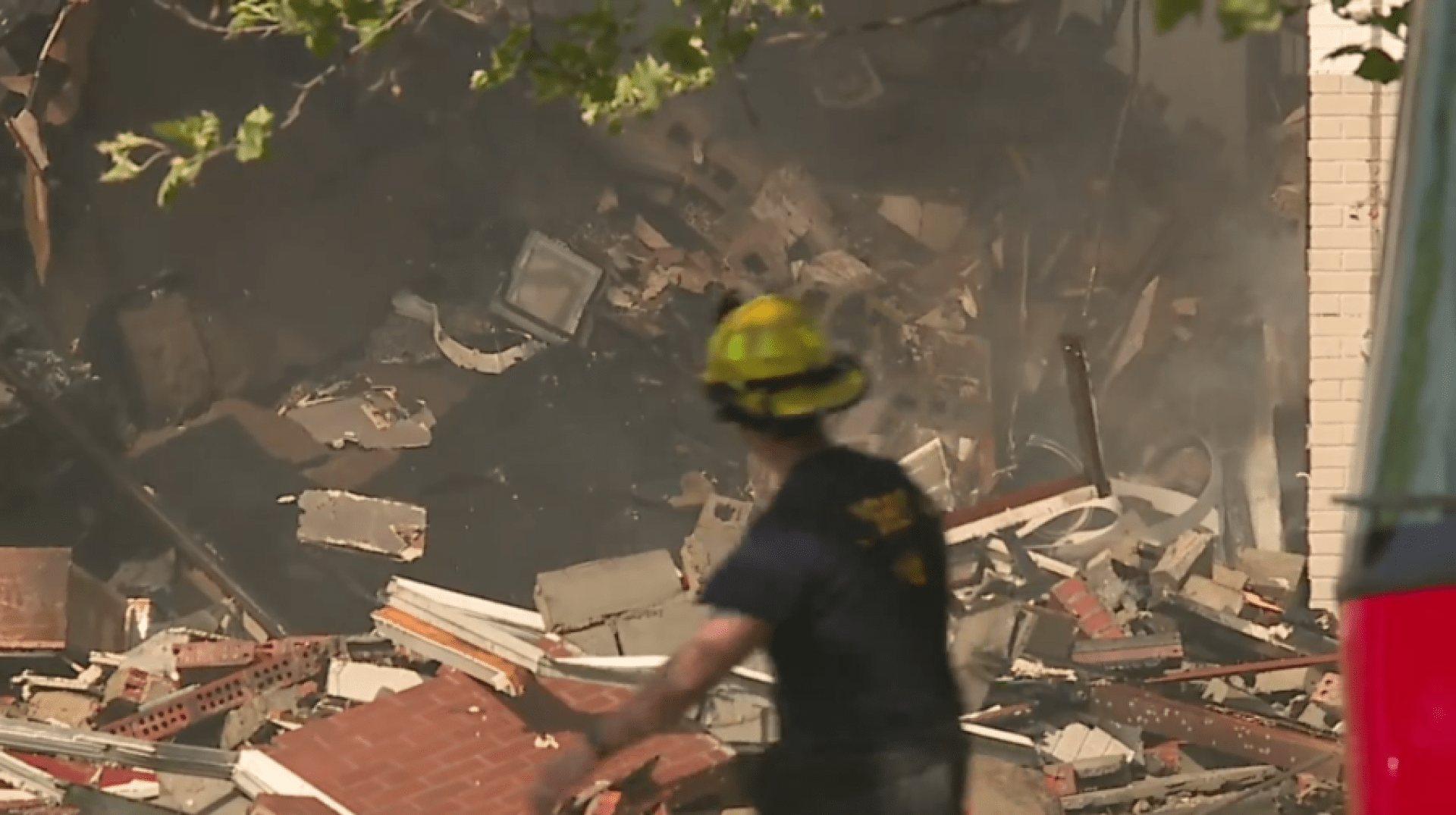 At least 5 hospitalized in Cleveland apartment fire; building partially collapsed At least 5 hospitalized in Cleveland apartment fire; building partially collapsed