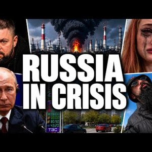 Russians Attack Government as Crisis Deepens Russians Attack Government as Crisis Deepens